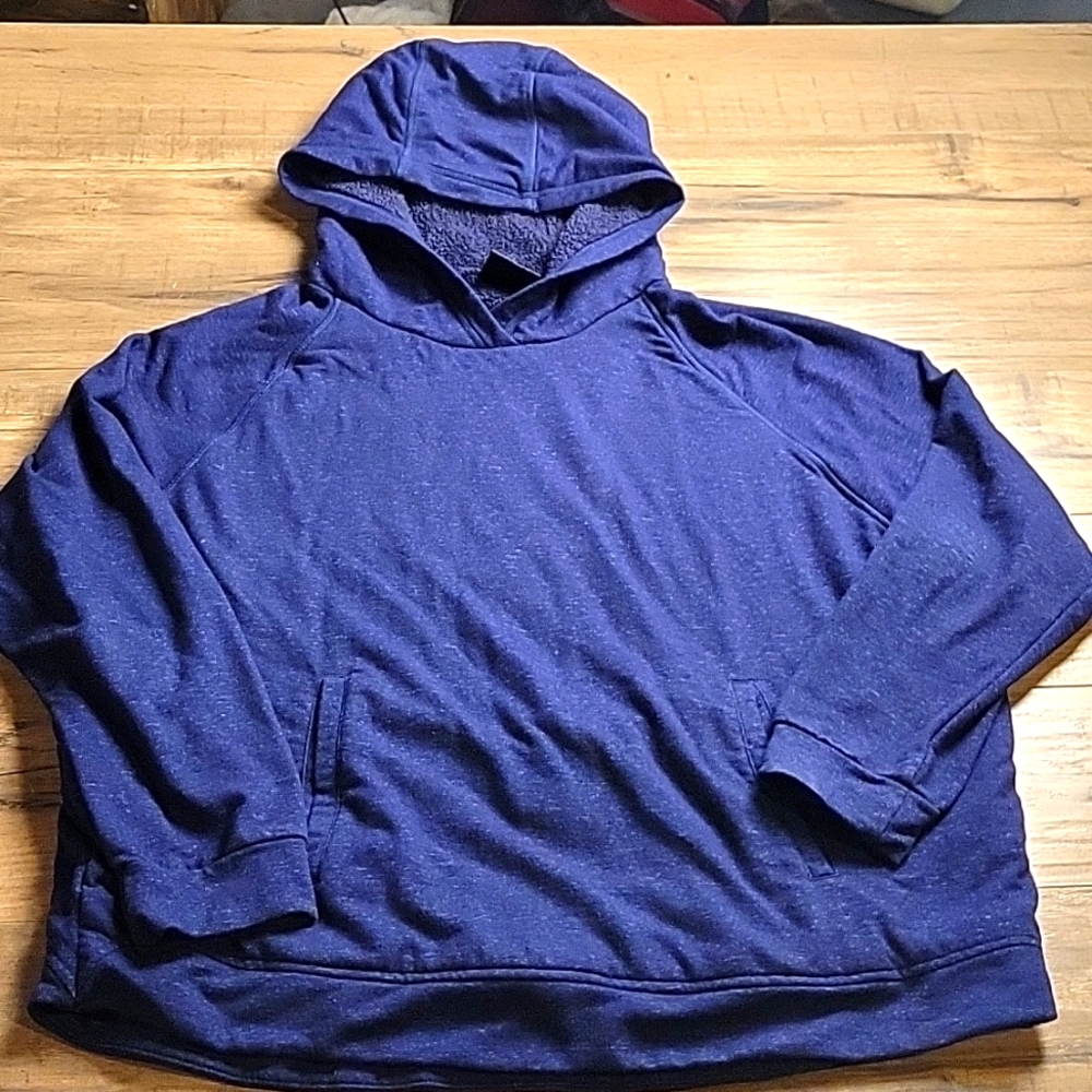 32 Degree Heat Navy Blue hoodie